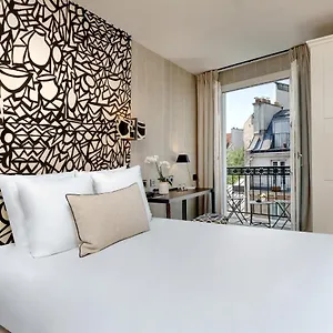 Le Senat Hotell